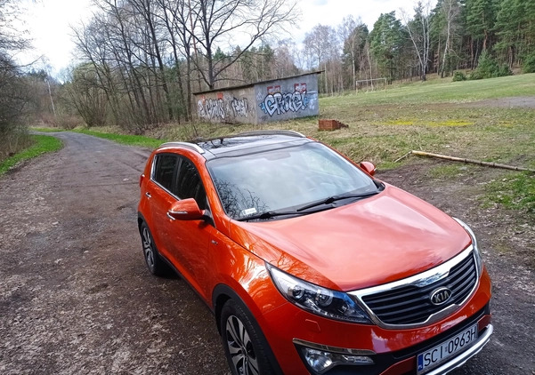 Kia Sportage cena 53500 przebieg: 166500, rok produkcji 2011 z Zawiercie małe 781